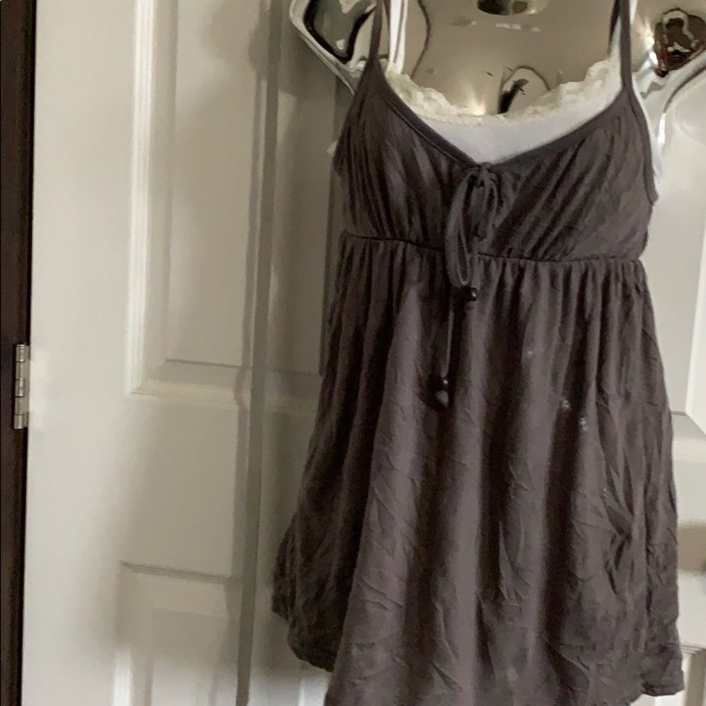 MIX&CO TOP GRAY WITH WHITE LACE INSERT TOP